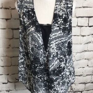 Daniel Rainn  Sleeveless Blouse NWT